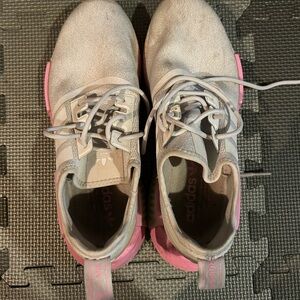 Adidas Sneakers - Light Gray and Pink